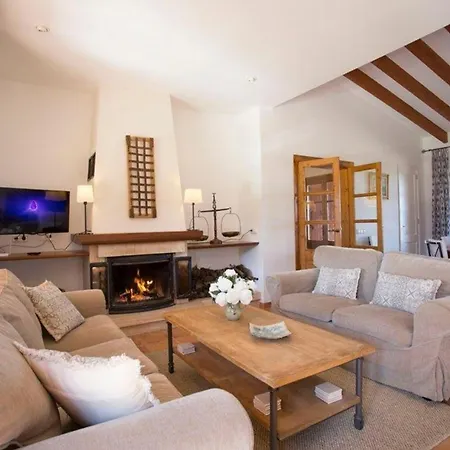 Mit Privatpool Fuer 8 Personen Ca 160 Qm In Muro, Mallorca Nordkueste Von Mallorca Holiday home *